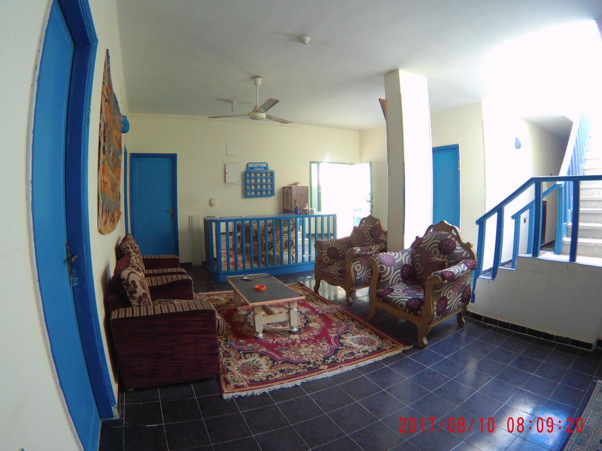 Sea Waves Hostel Хургада Экстерьер фото